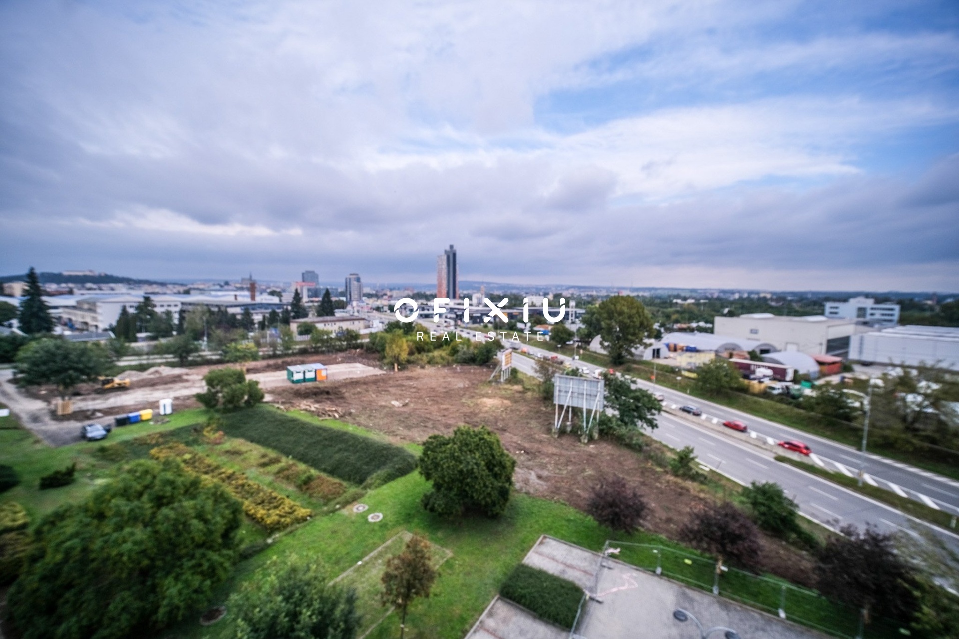 pronajem-kancelari-na-londynskem-namesti-o-plose-268-m2-dscf1441-6085fe