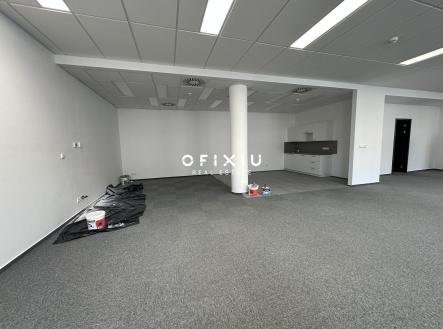 Pronájem kanceláře, 153 m²