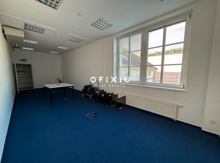 Pronájem kanceláře, 149 m²