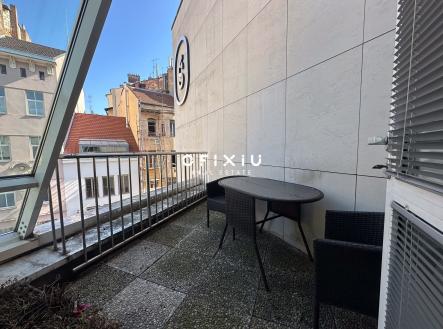 Pronájem kanceláře, 141 m²