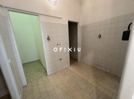 Prodej - obchodní prostor, 127 m²