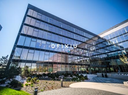 Pronájem obchodní prostor, 414 m²