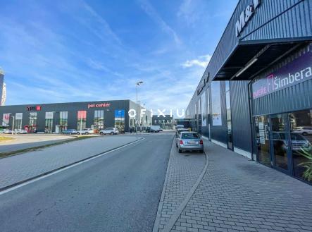 Pronájem obchodní prostor, 505 m²