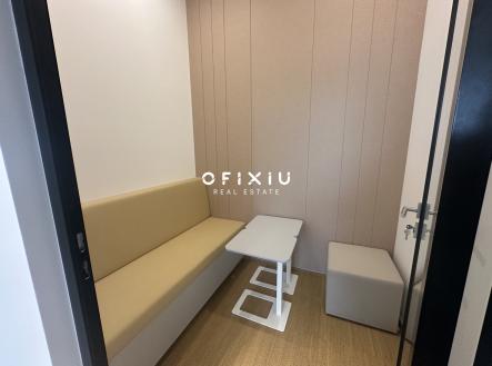 Pronájem kanceláře, 50 m²