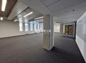 Pronájem kanceláře, 340 m²