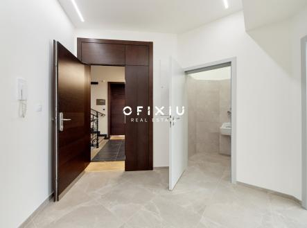 Pronájem kanceláře, 167 m²