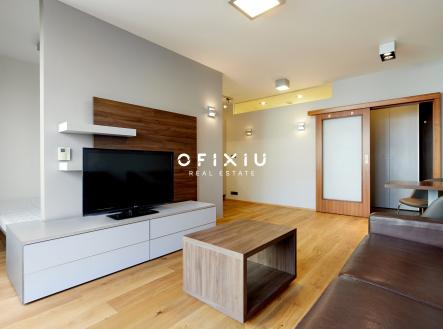 Pronájem bytu, 1+kk, 39 m²