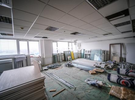 Pronájem kanceláře, 187 m²