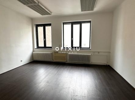 Pronájem kanceláře, 28 m²