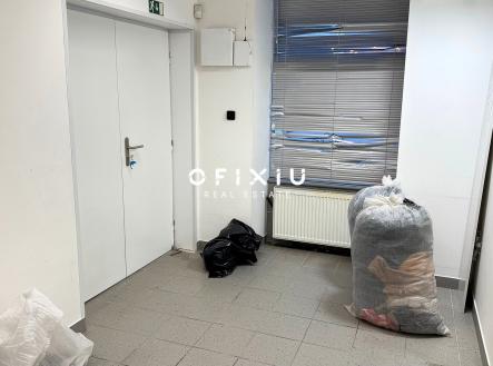 Pronájem obchodní prostor, 128 m²