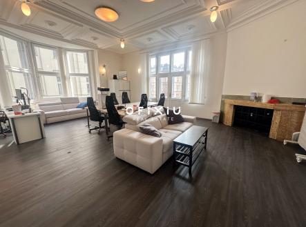 Pronájem kanceláře, 52 m²