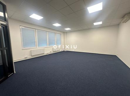 Pronájem kanceláře, 55 m²