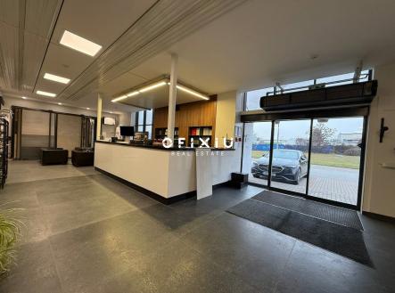 Pronájem obchodní prostor, 367 m²