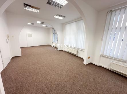 Pronájem kanceláře, 33 m²