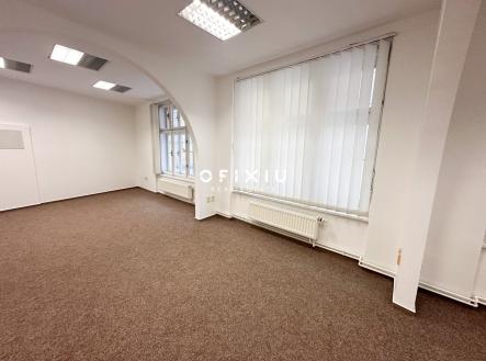 Pronájem kanceláře, 33 m²