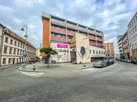 Pronájem kanceláře, 66 m²