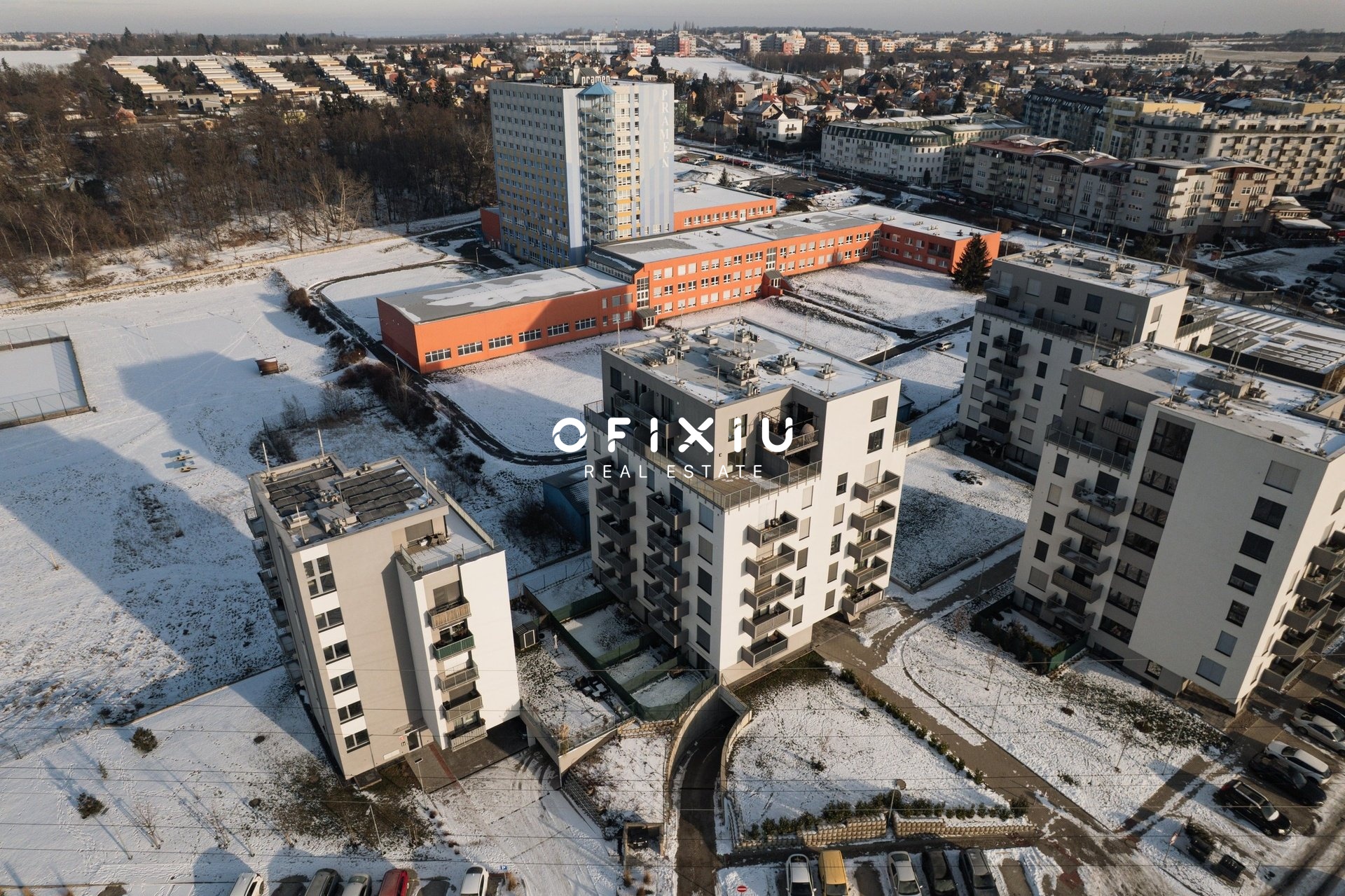 pronajem-bytu-2-kk-s-terasou-a-vyhrazenym-garazovym-parkovacim-stanim-dji-0168-1-d9defc