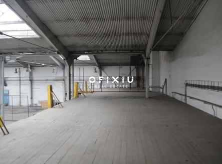 Pronájem komerčního objektu, sklad, 820 m²