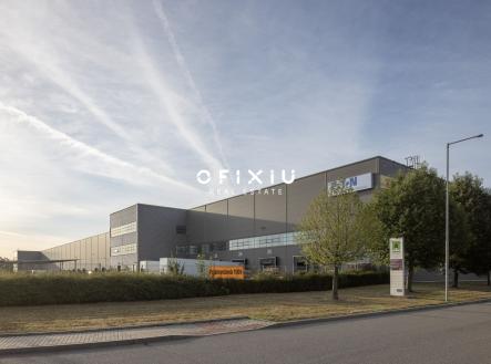 Pronájem komerčního objektu, sklad, 3 500 m²