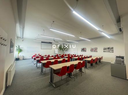 Pronájem kanceláře, 106 m²