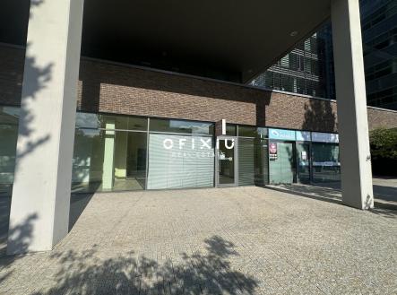 Pronájem obchodní prostory, 120 m²