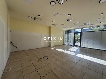 Pronájem obchodní prostory, 120 m²