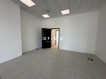 Pronájem kanceláře, 73 m²