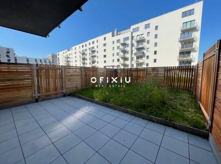 Pronájem bytu, 1+kk, 85 m²