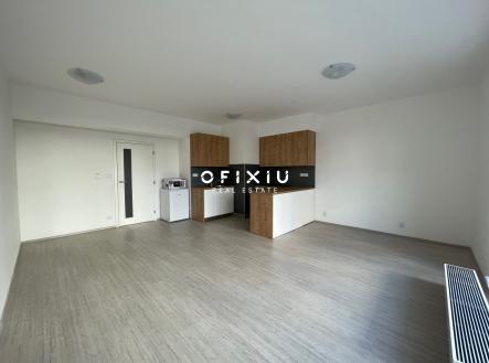 Pronájem bytu, 1+kk, 85 m²