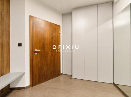 Pronájem bytu, 3+kk, 94 m²