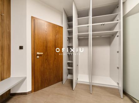 Pronájem bytu, 3+kk, 94 m²