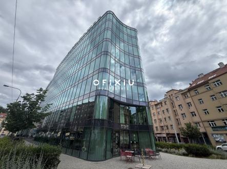 Pronájem kanceláře, 300 m²