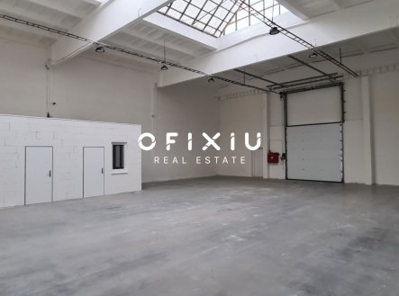 Pronájem komerčního objektu, sklad, 264 m²