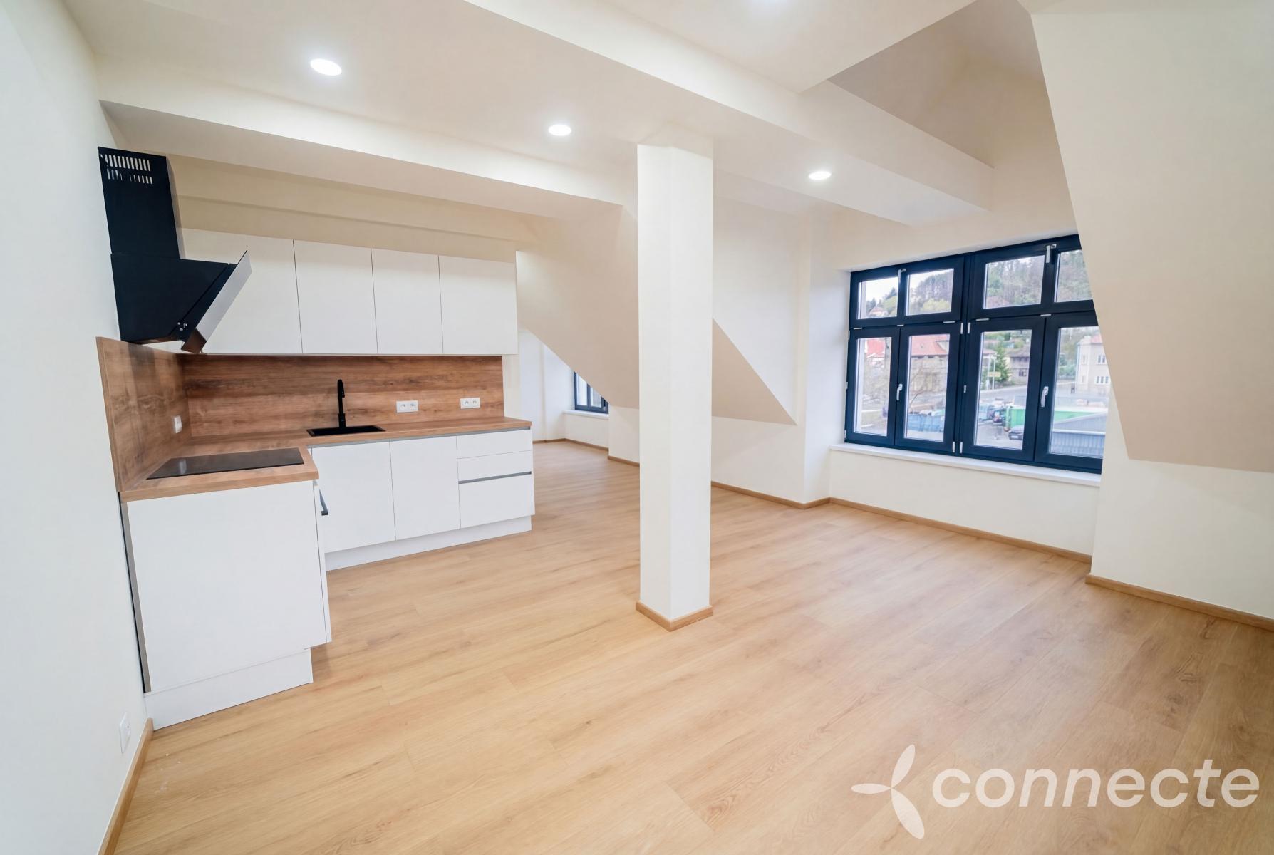 7 - hf_20260407_070315_1fced0d6-ad93-4533-9af8-70685bae2df2.jpg