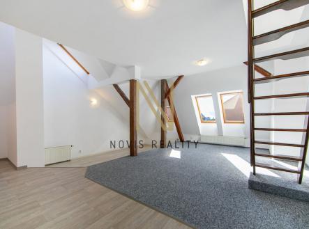 Pronájem bytu, 2+kk, 74 m²