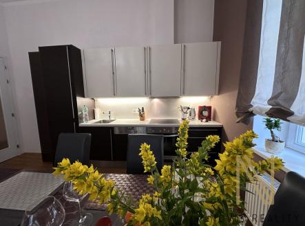 Prodej bytu, 3+kk, 77 m²