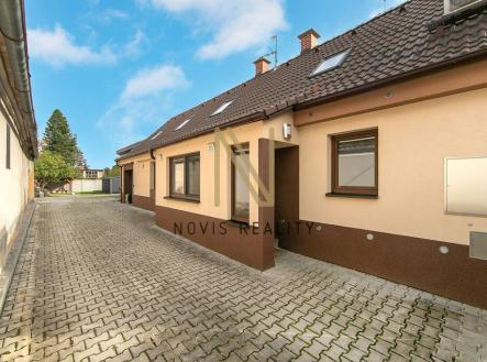 Prodej - dům/vila, 180 m²