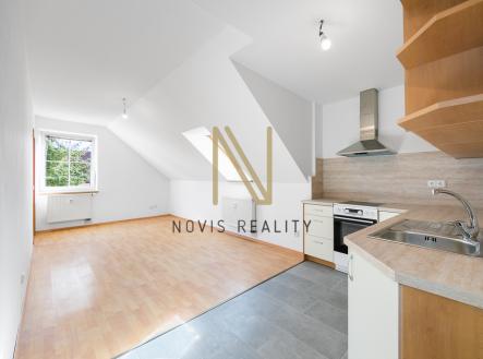 Pronájem bytu, 3+kk, 100 m²