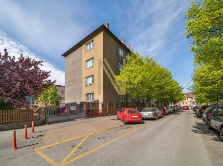 Pronájem bytu, 2+1, 60 m²