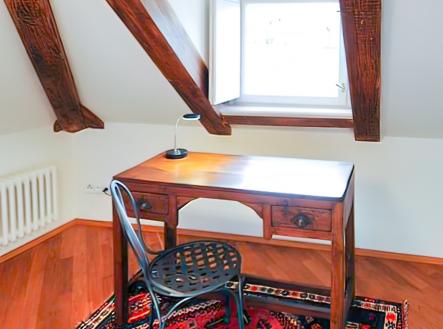 Pronájem bytu, 4+kk, 221 m²