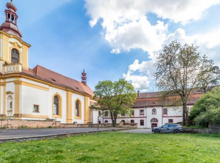 Prodej - pozemek pro komerční výstavbu, 7 700 m²