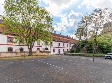 Prodej - pozemek pro komerční výstavbu, 7 700 m²
