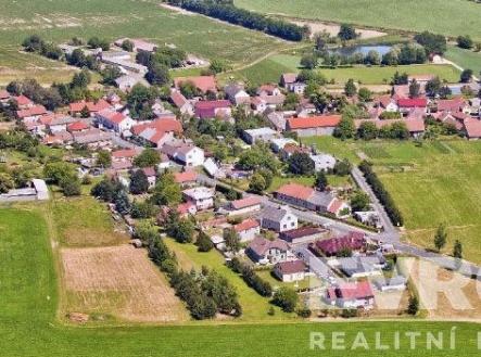 Prodej pozemku pro bydlení, 1 679 m²