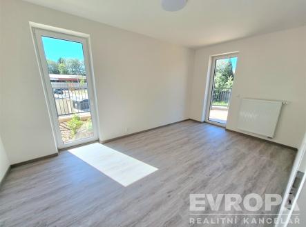 Pronájem bytu, 2+kk, 44 m²
