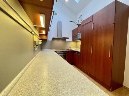 Pronájem bytu, 3+kk, 66 m²