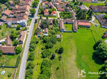 Prodej pozemku pro bydlení, 3 010 m²