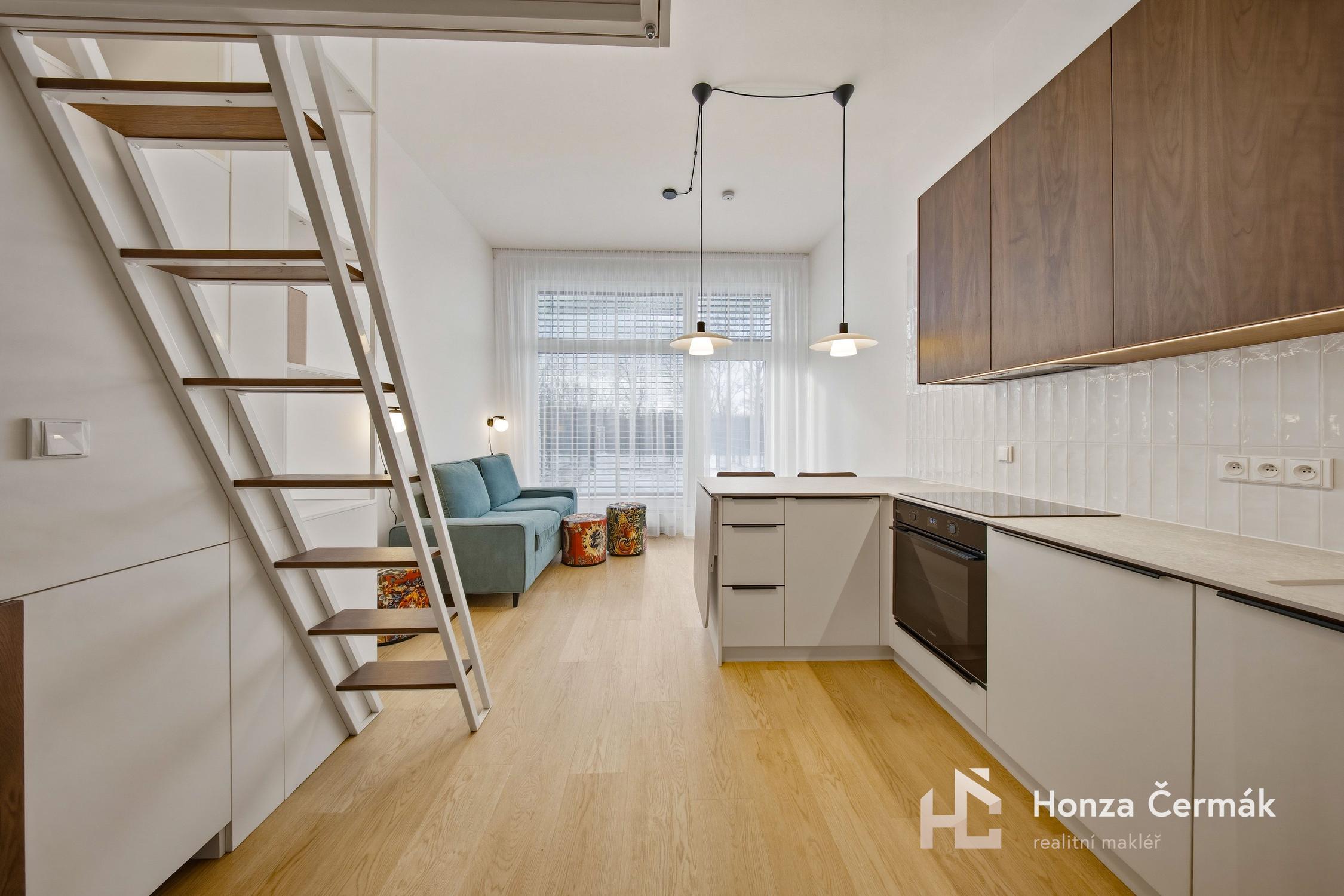 Pronájem byt 1 + kk, 35㎡|Brno-město, Jihomoravský kraj, Brno, Černá Pole, 613 00