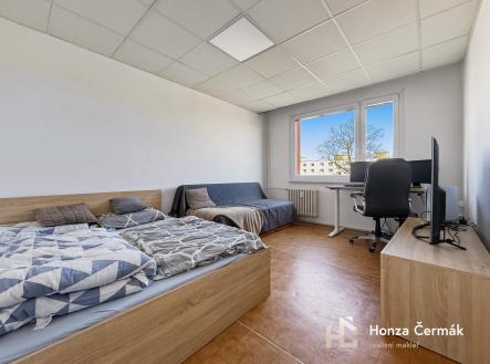Pronájem bytu, 1+1, 35 m²