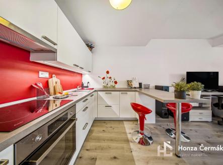 Prodej bytu, 2+kk, 83 m²