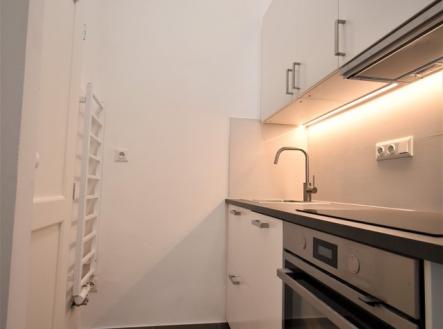 Pronájem bytu, 1+kk, 32 m²